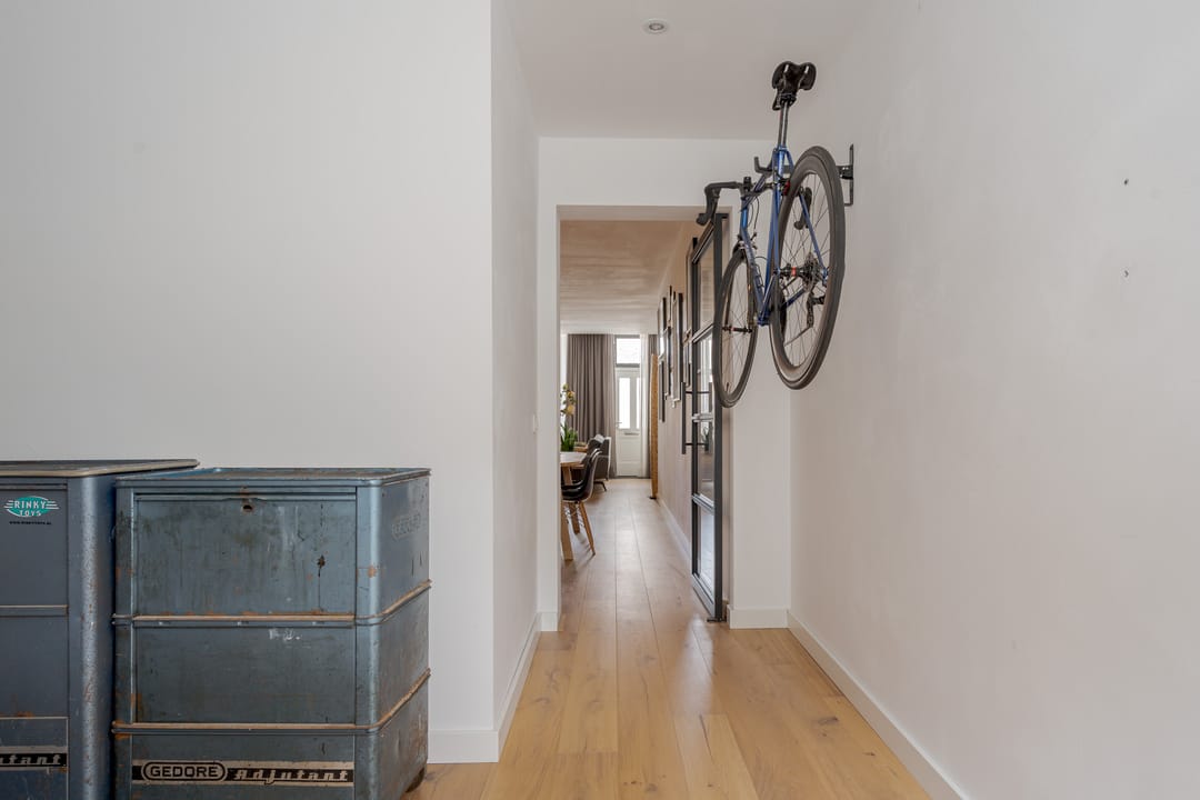 Foto 22 van Van Karnebeekstraat 36