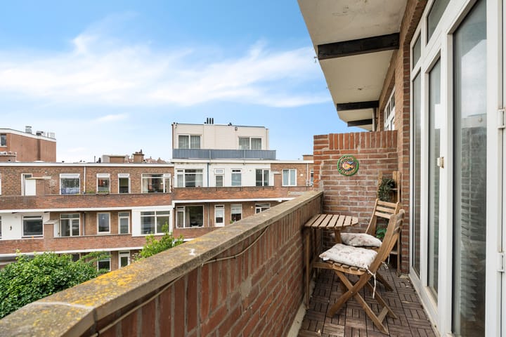 Foto 34 van Zeeruststraat 208