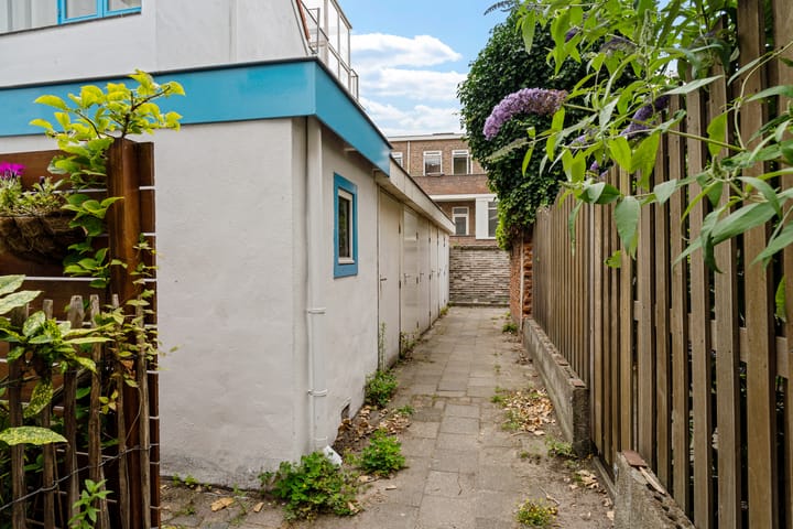 Foto 38 van Zeeruststraat 208