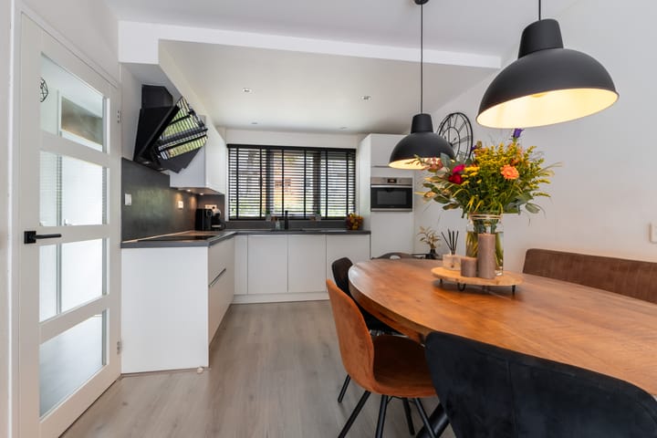 Foto 2 van Zadelmaker 11