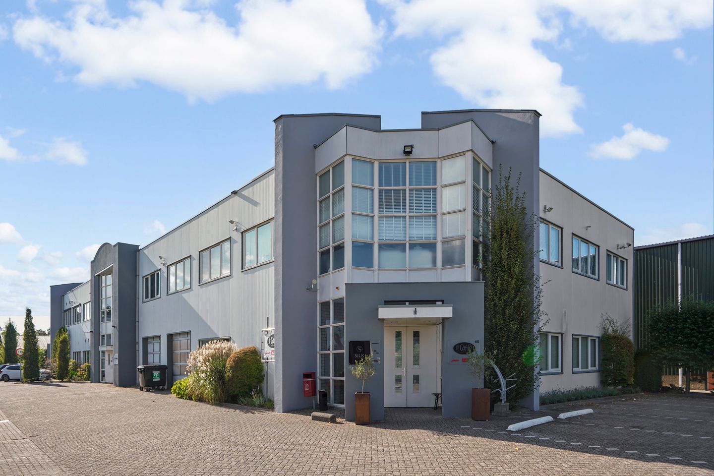 View photo 2 of Veldweg 6-j