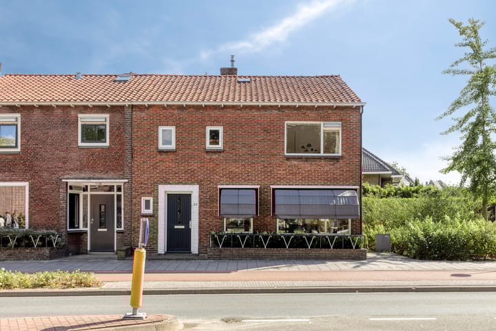 Photo 5 of Wolter ten Catestraat 35