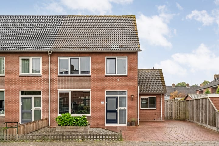 Photo 2 of Leeuwenbekstraat 2