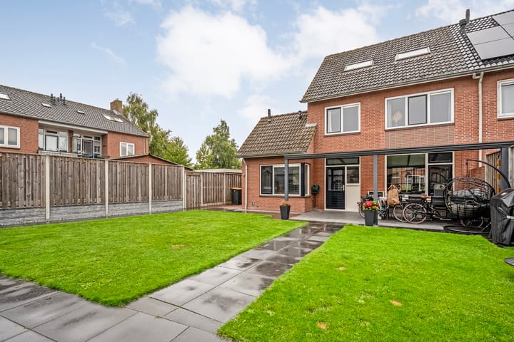 Photo 32 of Leeuwenbekstraat 2