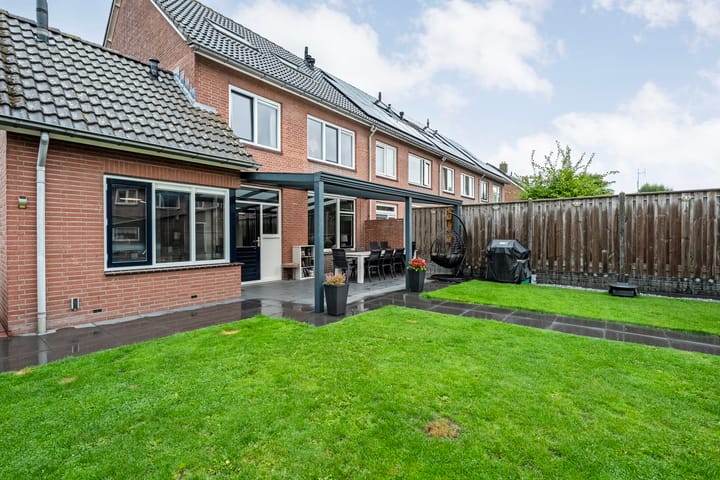 Photo 36 of Leeuwenbekstraat 2