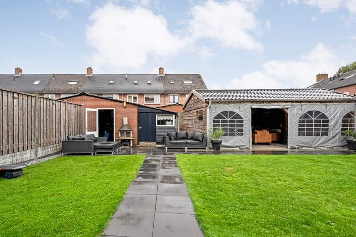 Photo 31 of Leeuwenbekstraat 2