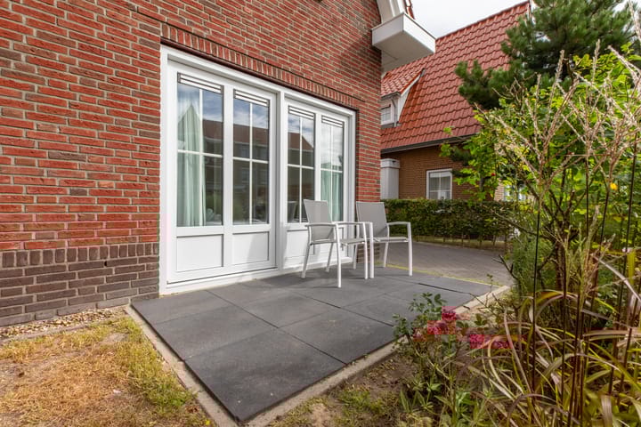 Photo 42 of John O. Forfarstraat 41