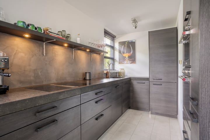 Photo 3 of Hanzeweg 28