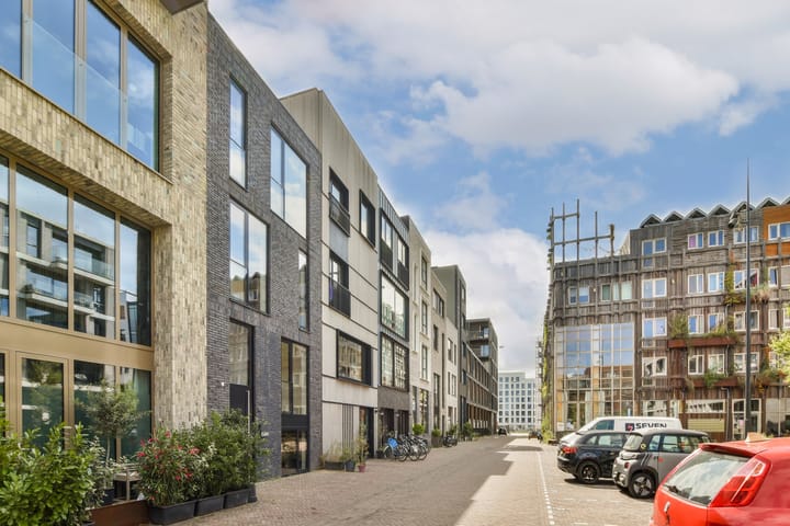 Photo 2 of Nydia Ecurystraat 20