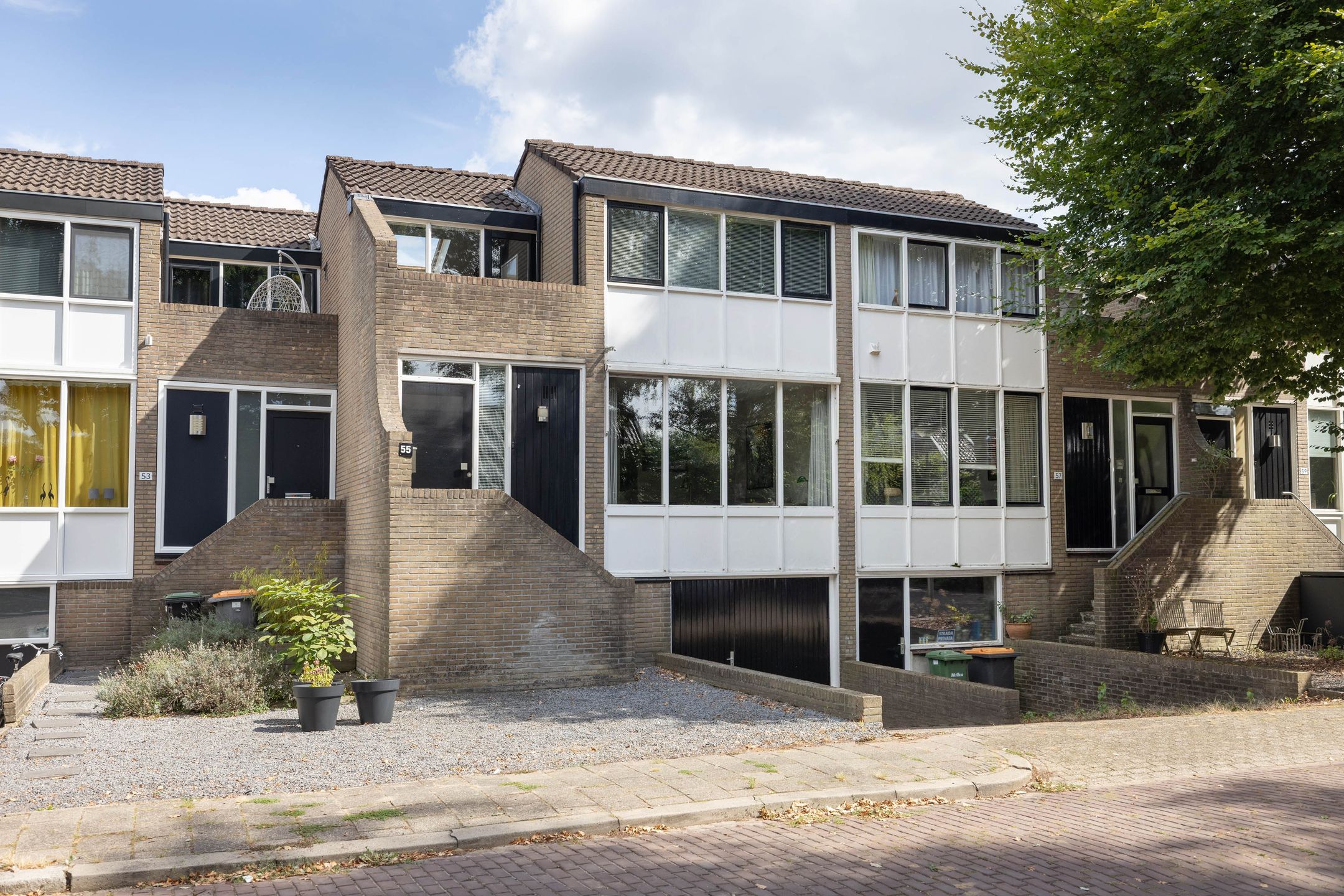 Robert Kochstraat, 55, Hengelo (OV), 7555AN, Overijssel, Nederland 55 