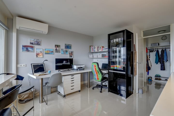 Foto 15 van Kenau Hasselaarstraat 373