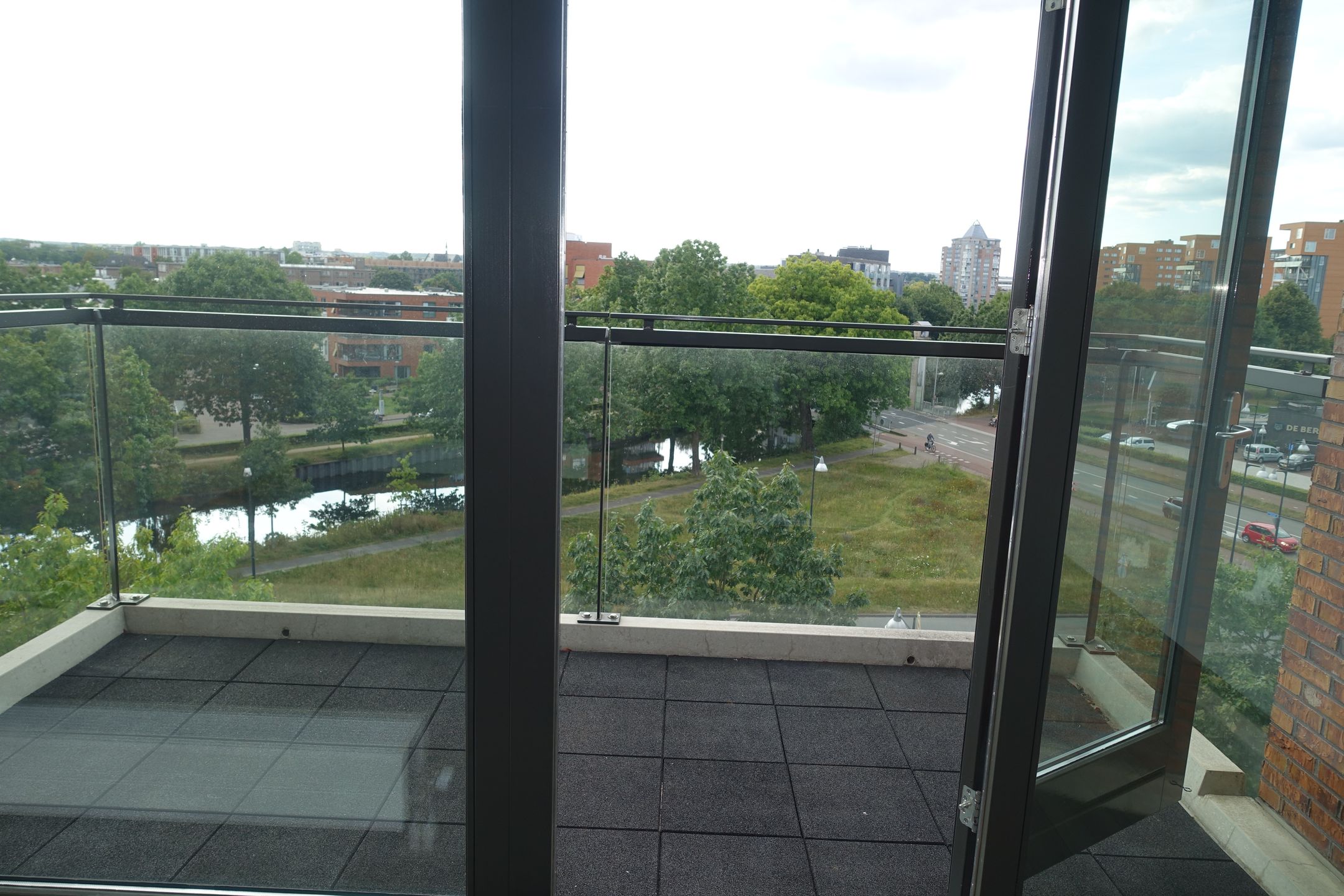 Foto 3 van Burgemeester Jhr. Quarles van Uffordlaan 437