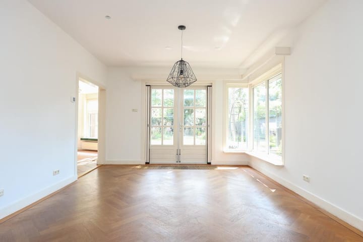 Photo 6 of Curaçaolaan 19