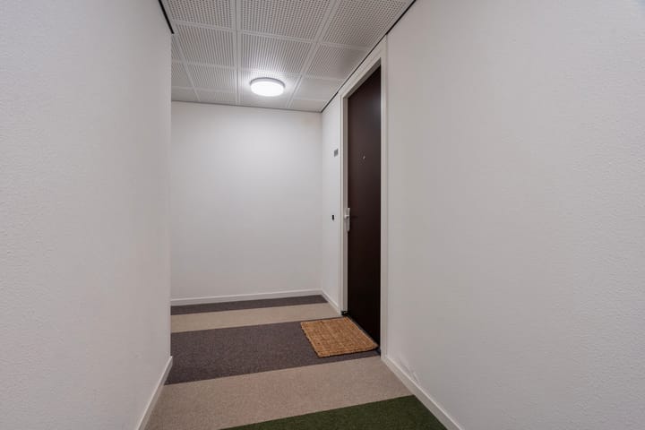 Foto 9 van Waldorpstraat 1586