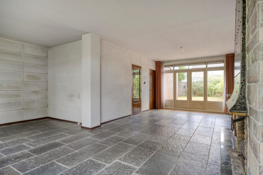 Photo 11 of Tubantenstraat 40