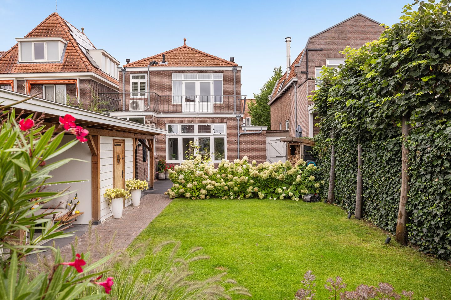 Foto 35 van Burgemeester de Bruïnelaan 35