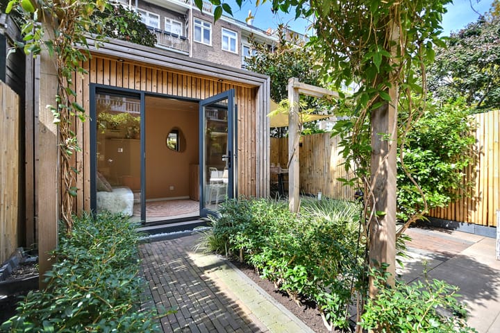 Foto 2 van Woubruggestraat 40-H