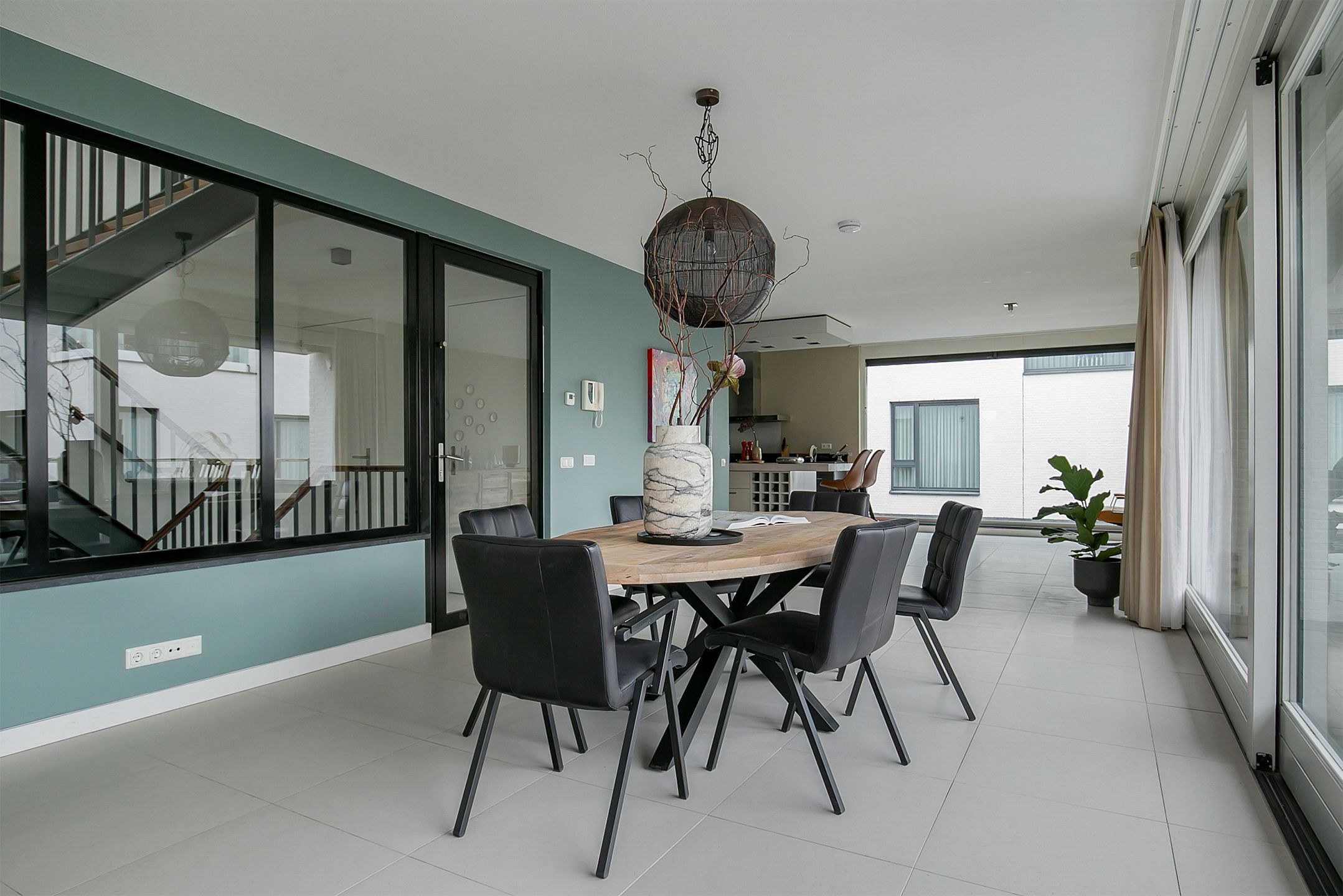 Photo 3 of Meester Michelsstraat 14