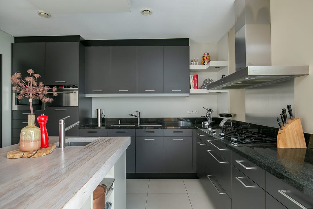 Photo 28 of Meester Michelsstraat 14