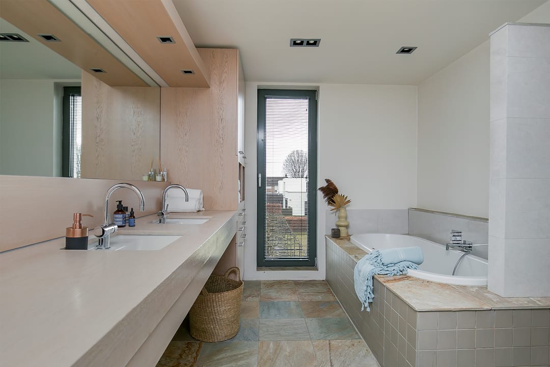 Photo 37 of Meester Michelsstraat 14