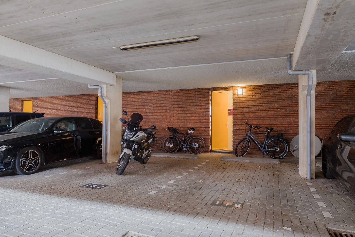 Foto 5 van Olijfboomhof 10