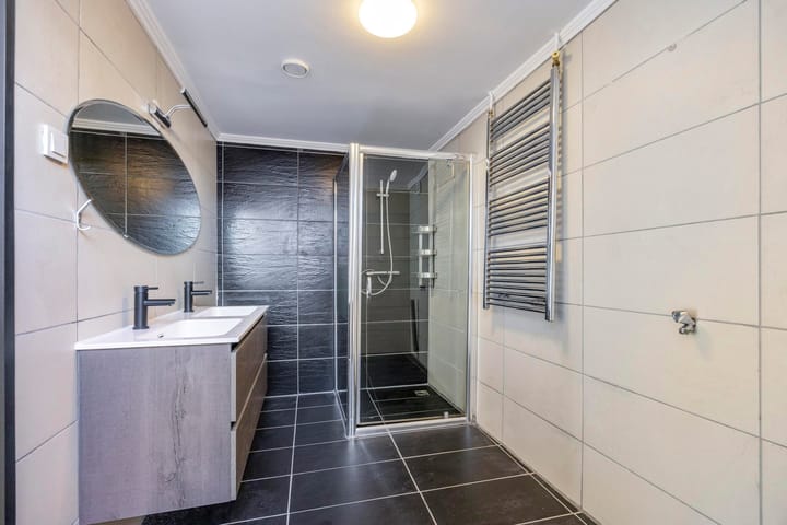 Photo 7 of Maasstraat 13