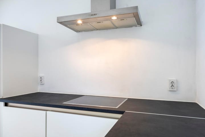 Photo 11 of Maasstraat 13