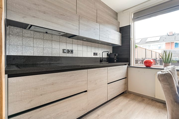 Foto 13 van Jan Steenstraat 33