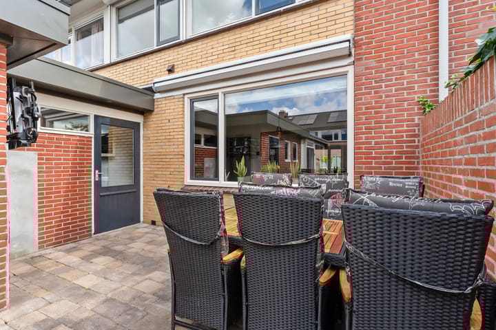 Foto 32 van Jan Steenstraat 33