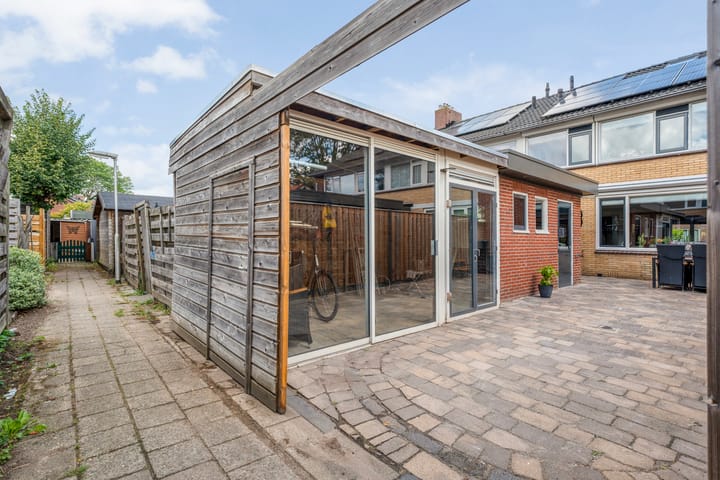 Foto 36 van Jan Steenstraat 33