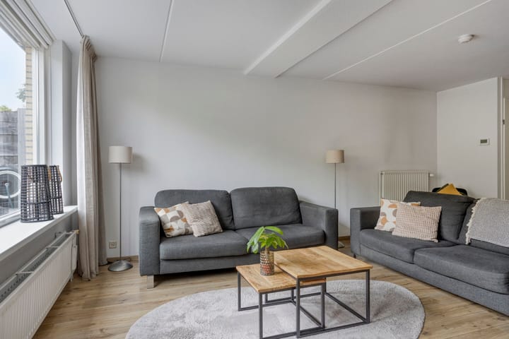 Foto 9 van Lauweriksplein 7