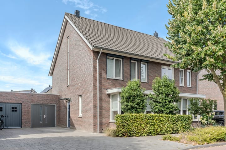 Foto 4 van Atalanta 48