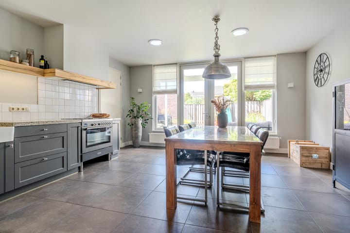 Foto 12 van Atalanta 48