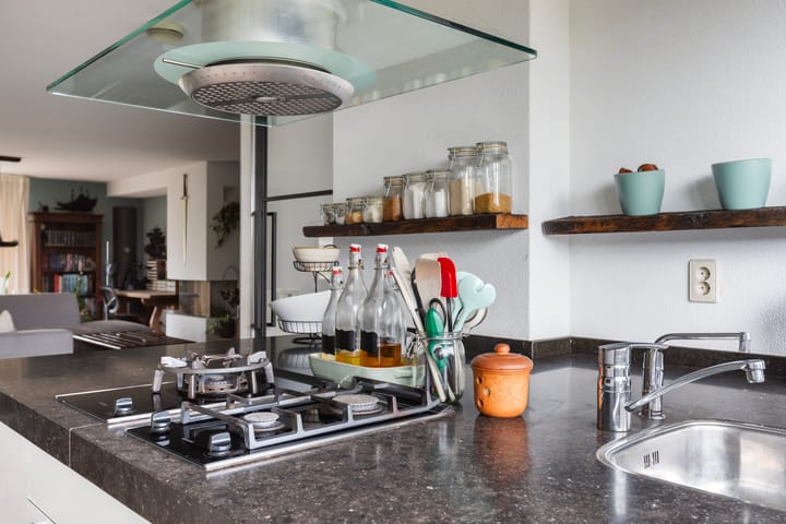 Photo 15 of Maximiliaanstraat 9