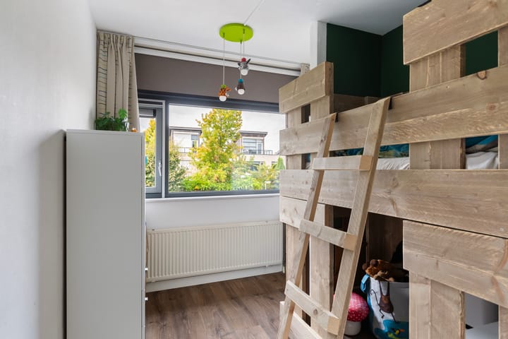 Photo 21 of Maximiliaanstraat 9