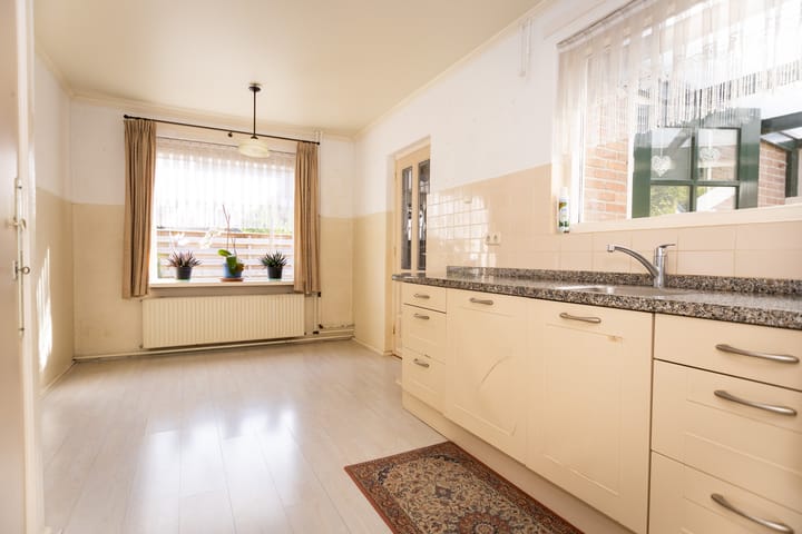 Foto 9 van Oosteinderweg 48