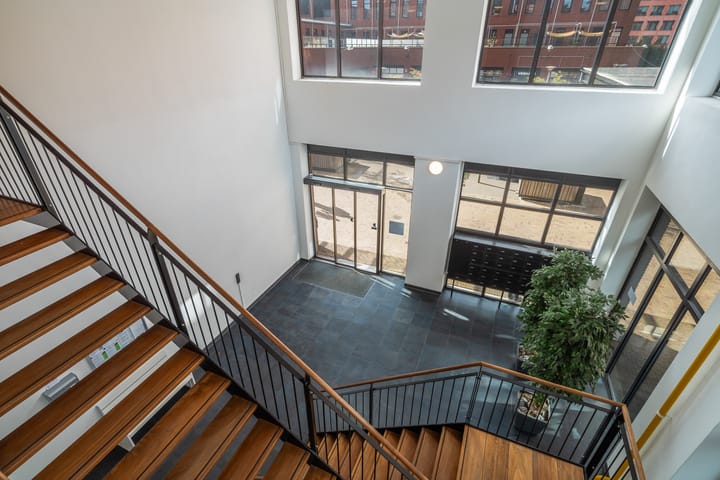 Photo 3 of Simon Carmiggelthof 109