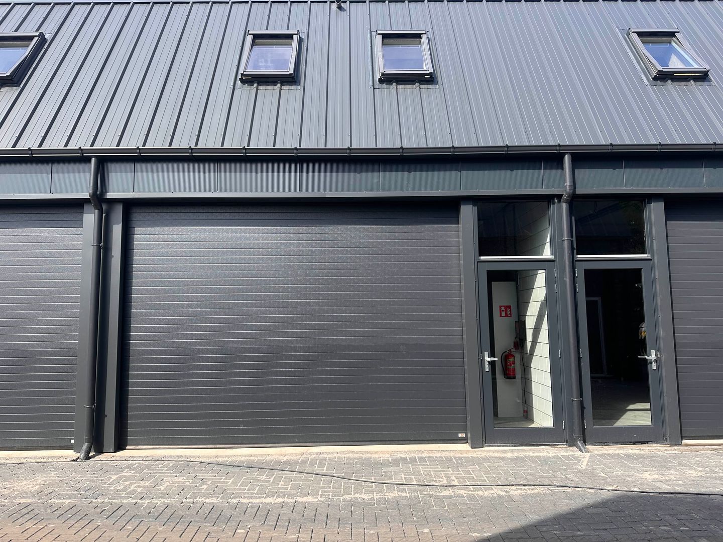 View photo 1 of Rijksstraatweg 35