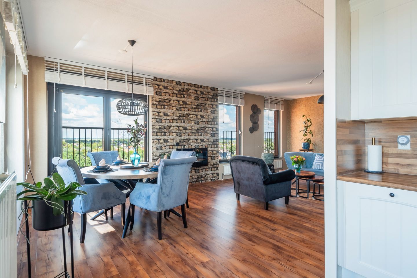 Foto 20 van Simon Carmiggelthof 109