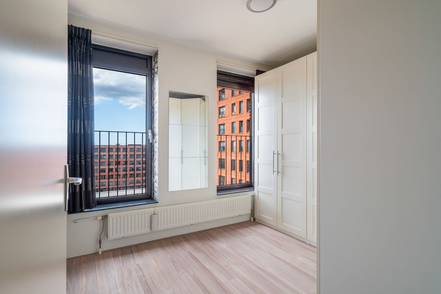 Foto 29 van Simon Carmiggelthof 109