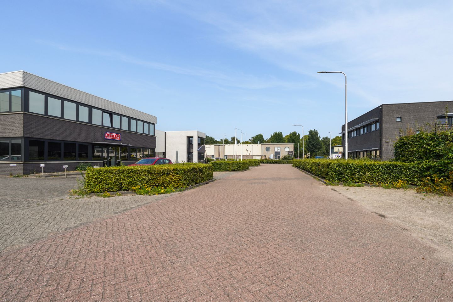 View photo 2 of J. Asselbergsweg 70