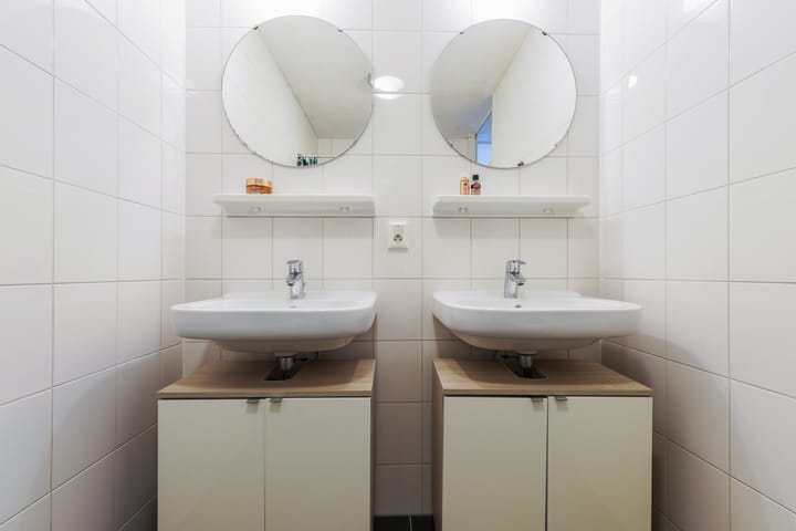 Photo 7 of Anna Paulownahof 60