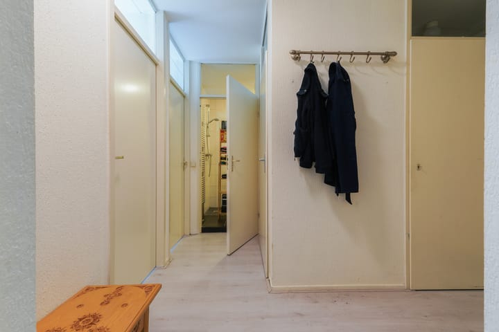 Photo 13 of Anna Paulownahof 60