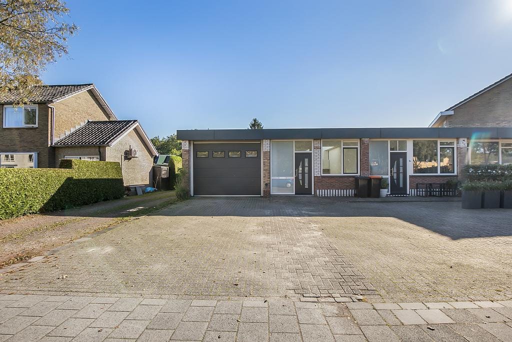Foto 1 van Einsteinlaan 12-A1