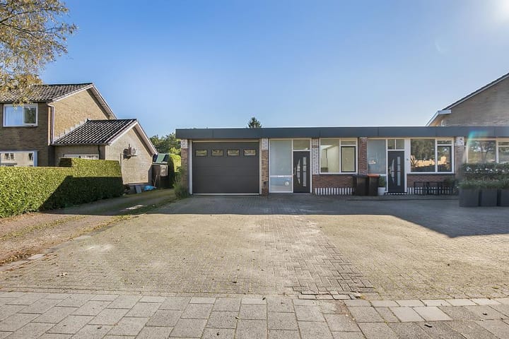 Foto 1 van Einsteinlaan 12-A1