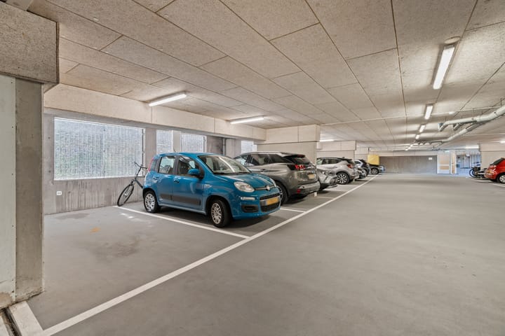 Foto 27 van Peterhof 44