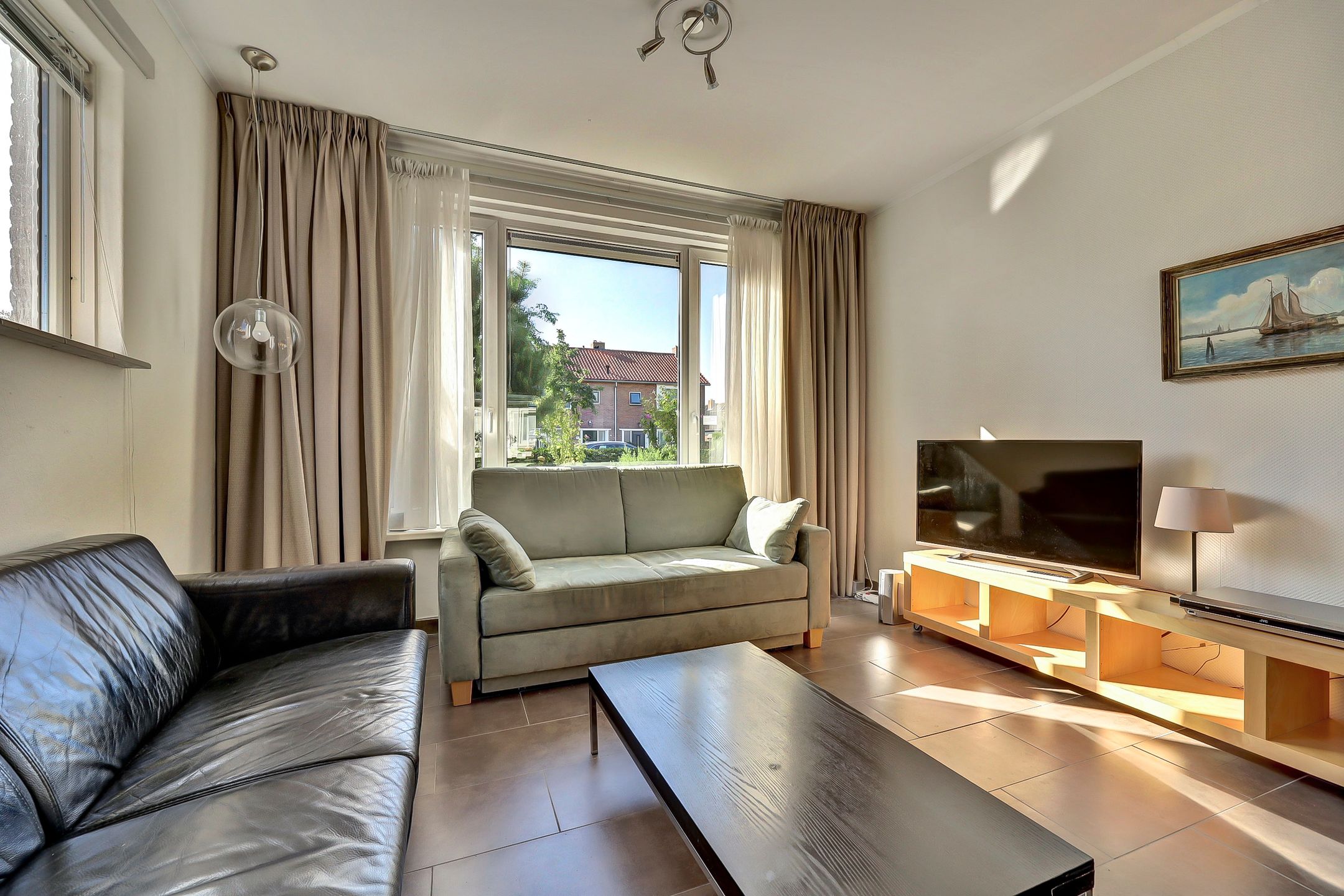 Photo 9 of Hoogvlietlaan 56