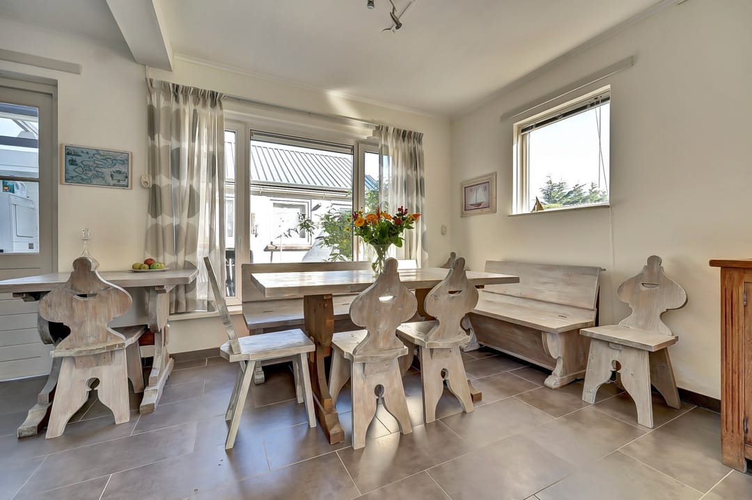 Photo 11 of Hoogvlietlaan 56