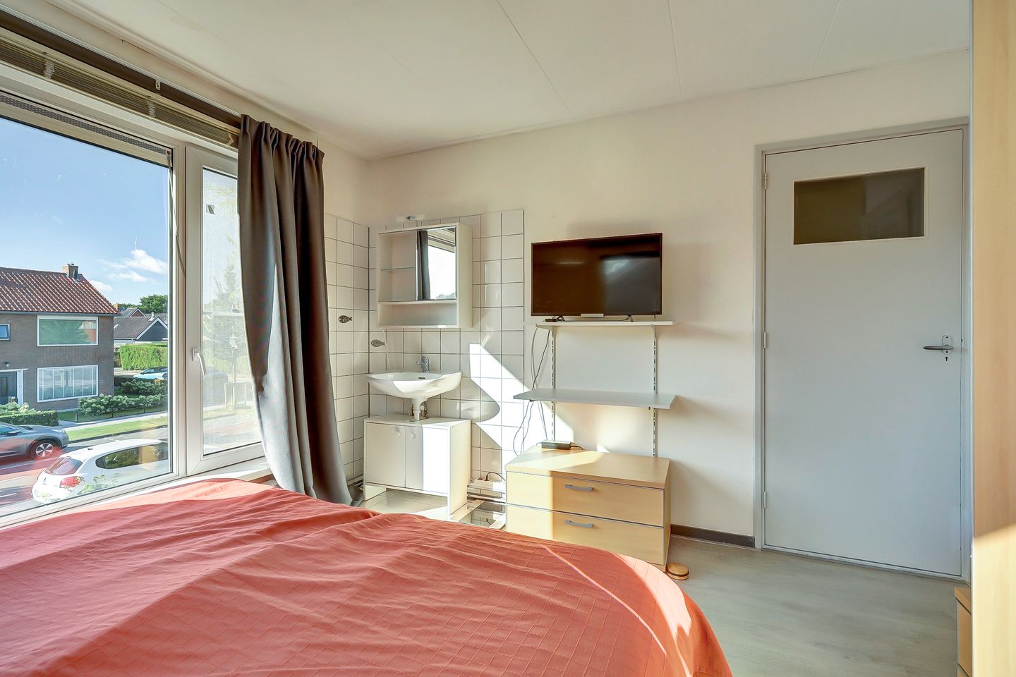 Photo 19 of Hoogvlietlaan 56