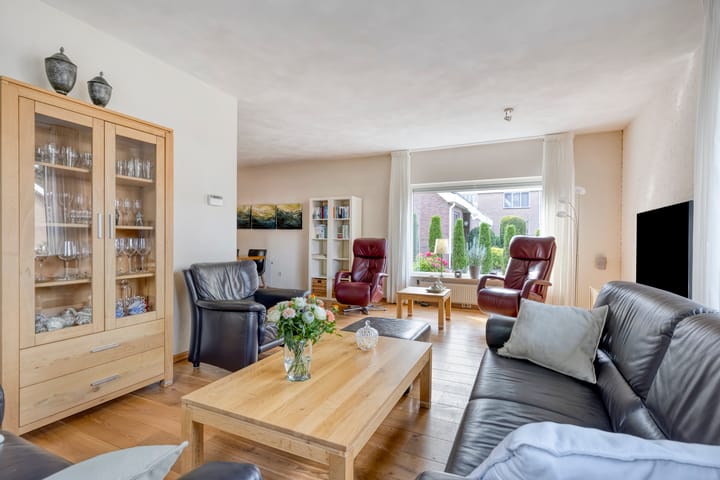 Photo 12 of Willem Grolstraat 45